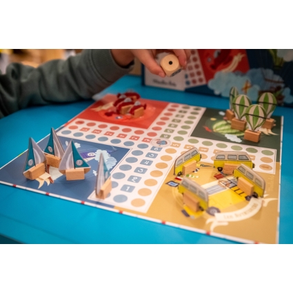 Jeu de petits chevaux