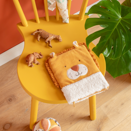 Protege carnet de sante personnalise La foret Mawa Moulin Roty